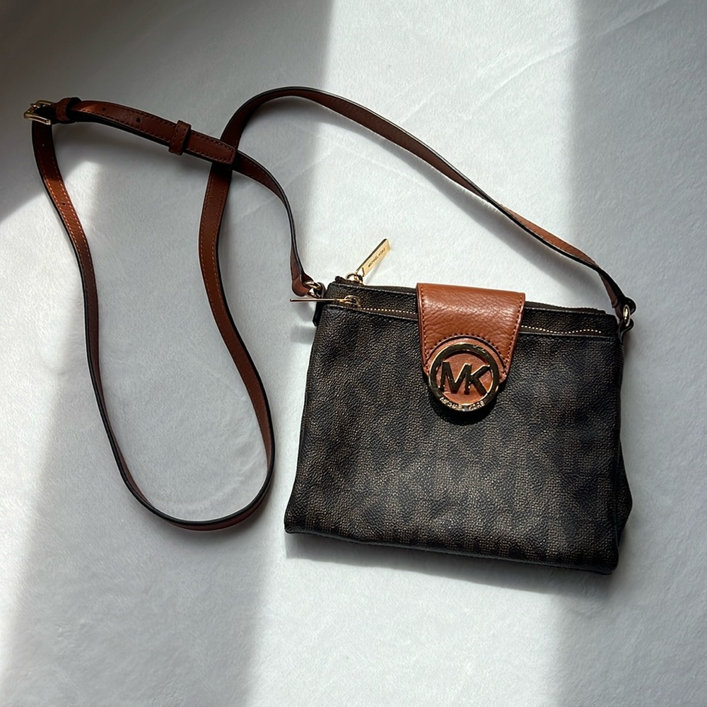 Michael Kors Crossbody Purse